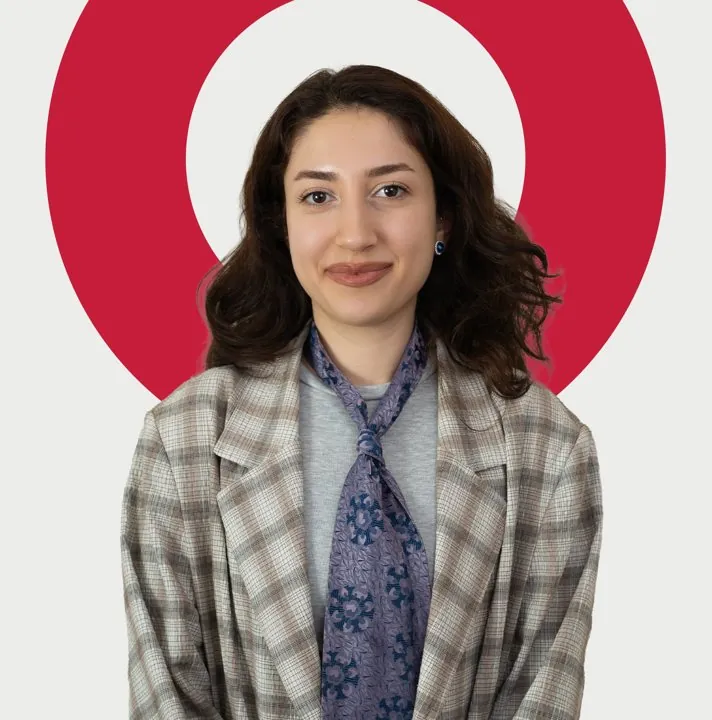 Özge Öztop, Specialist at Digimark